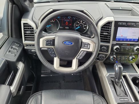 Used 2020 Ford F150 Lariat w/ Equipment Group 502A Luxury AWD/4WD image 17