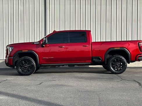 Used 2024 GMC Sierra 3500 AT4 w/ AT4 Premium Plus Package image 7