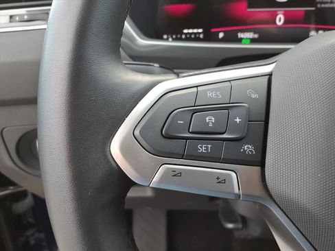 Used 2024 Volkswagen Tiguan Wolfsburg Edition image 20