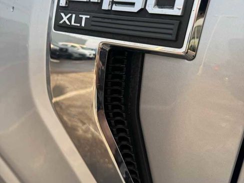 Used 2023 Ford F150 XLT w/ Trailer Tow Package image 14