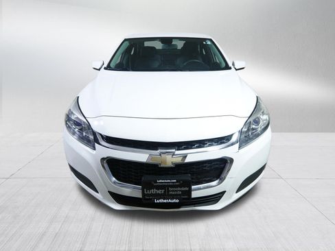 Used 2015 Chevrolet Malibu LT FWD image 2