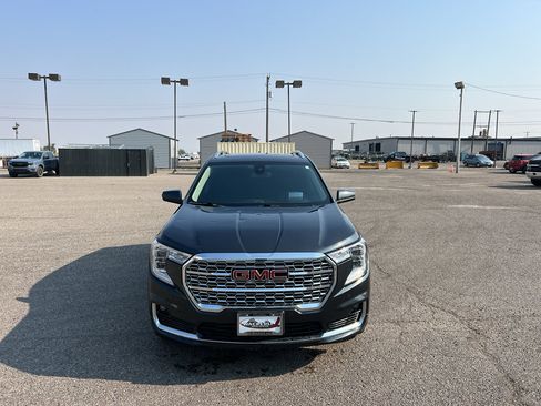 Used 2022 GMC Terrain Denali AWD/4WD image 8