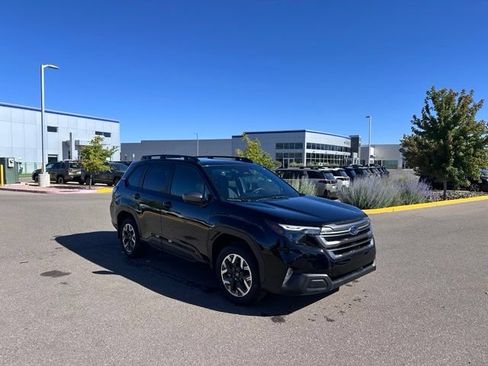 Used 2026 Subaru Forester Premium AWD/4WD image 3
