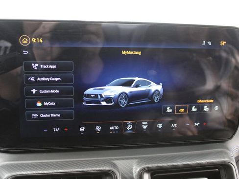 Used 2025 Ford Mustang Dark Horse image 44
