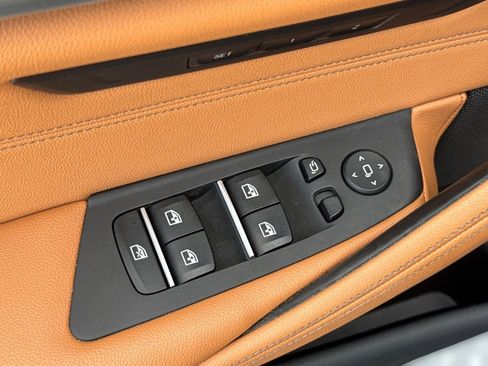 Certified 2023 BMW 530e xDrive w/ Convenience Package image 12