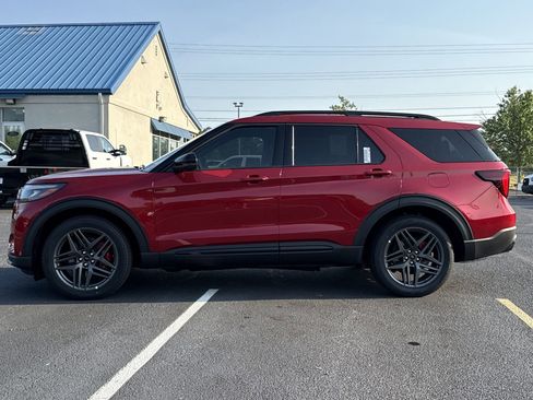 New 2026 Ford Explorer ST RWD image 27