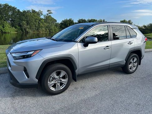 Used 2024 Toyota RAV4 XLE FWD image 2