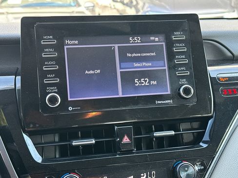 Used 2024 Toyota Camry SE FWD image 24