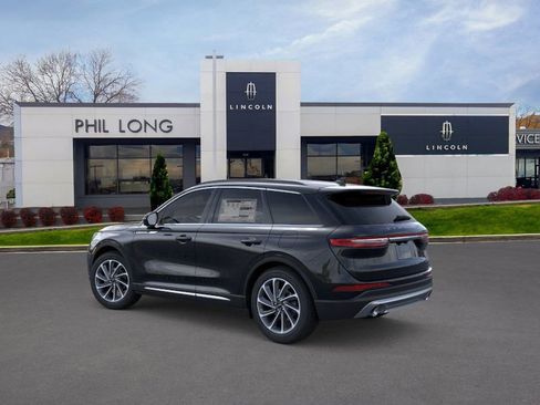 New 2025 Lincoln Corsair AWD w/ Equipment Group 101A image 4