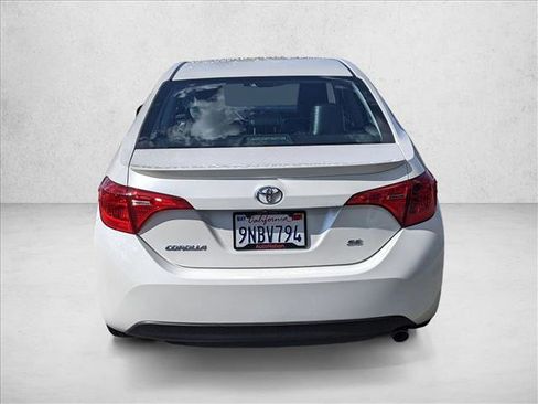Used 2017 Toyota Corolla SE image 6
