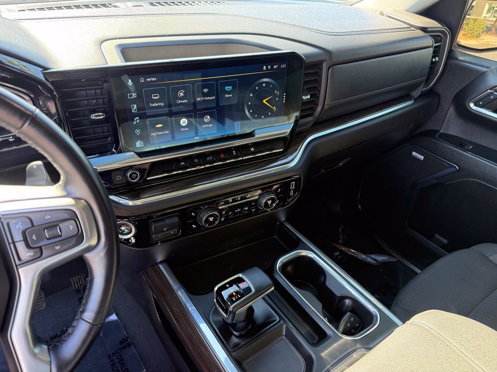 Used 2024 Chevrolet Silverado 1500 RST w/ Convenience Package II RWD image 11