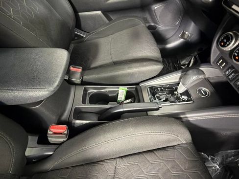 Used 2020 Mitsubishi Outlander Sport ES AWD/4WD image 49