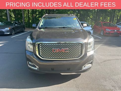Used 2017 GMC Yukon XL Denali w/ Open Road Package AWD/4WD image 2