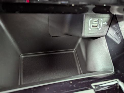 New 2026 Jeep Compass Limited w/ Sun, Sound & Navigation Group image 23