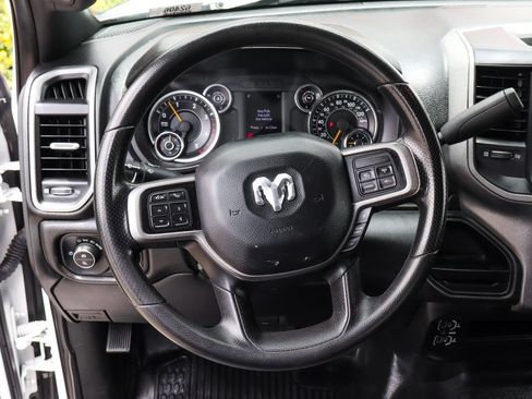 Used 2021 RAM 5500 Tradesman w/ Chrome Appearance Group RWD image 22