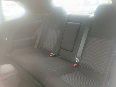 Used 2016 Dodge Challenger SXT image 16