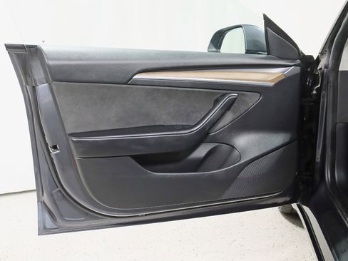 Used 2021 Tesla Model 3 Long Range image 31