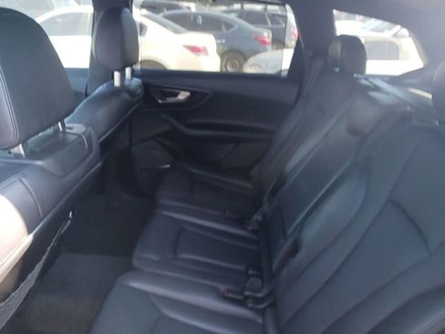 Used 2019 Audi Q7 3.0T Prestige w/ Prestige Package AWD/4WD image 5