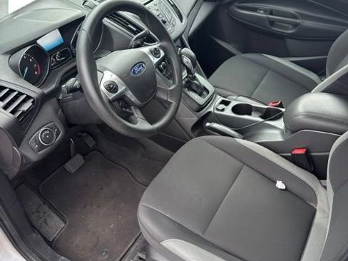 Used 2016 Ford Escape S FWD image 11