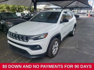 Used 2025 Jeep Compass Latitude w/ Sun & Sound Group AWD/4WD video 1