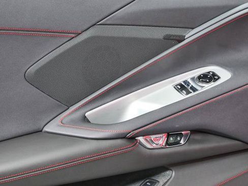 Used 2024 Chevrolet Corvette Z06 RWD image 7