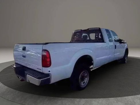 Used 2016 Ford F250 XL w/ Power Equipment Group image 9