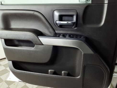 Used 2018 Chevrolet Silverado 1500 LT w/ Texas Edition image 9