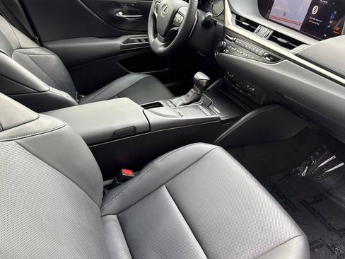 Used 2019 Lexus ES 350 FWD image 16