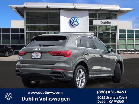 Used 2023 Audi Q3 2.0T Premium Plus w/ Premium Plus Package image 4