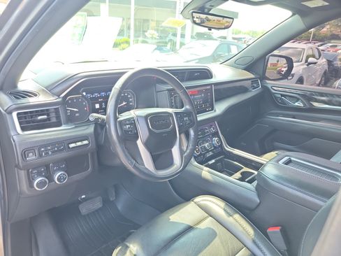 Used 2021 GMC Yukon Denali w/ Denali Premium Package AWD/4WD image 20