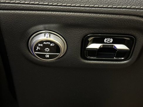 Certified 2024 Mercedes-Benz EQS 450+ 4MATIC SUV image 36