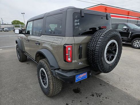 New 2026 Ford Bronco Badlands w/ Sasquatch Package image 9