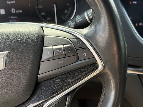 Used 2023 Cadillac XT5 Premium Luxury FWD image 18