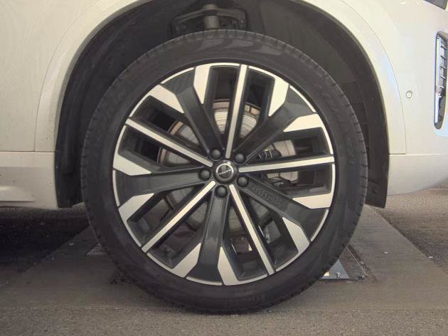 Used 2026 Volvo XC90 B6 Plus AWD/4WD image 14