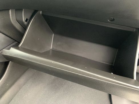 Used 2024 Chevrolet Tahoe LT image 34