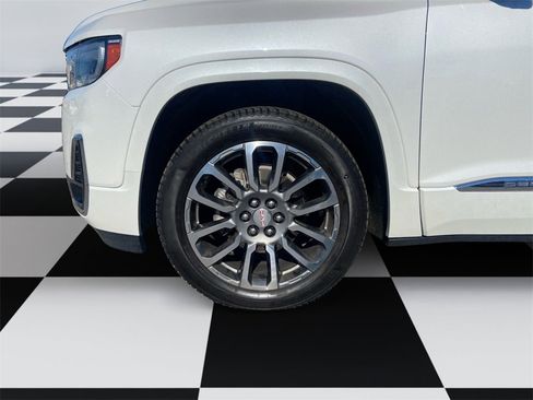 Used 2021 GMC Acadia Denali w/ Denali Technology Package image 14