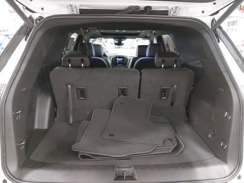 Used 2023 Chevrolet Traverse Premier w/ Redline Edition image 14