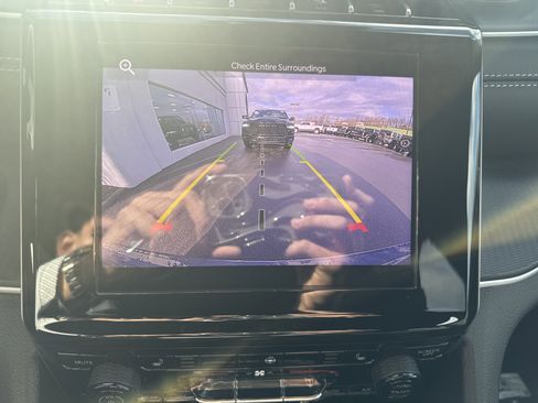 New 2025 Jeep Grand Cherokee Altitude image 26