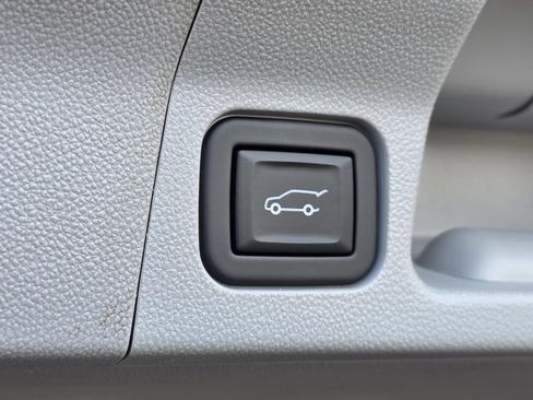 Used 2019 GMC Acadia SLT FWD image 13