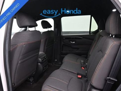 Certified 2025 Honda Pilot Sport image 16