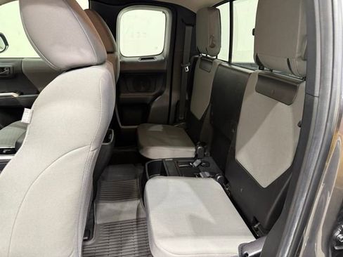 Used 2022 Toyota Tacoma SR5 image 17