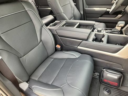 New 2026 Toyota Tundra Limited AWD/4WD image 10