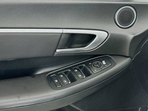 Used 2024 Hyundai Sonata SEL FWD image 10