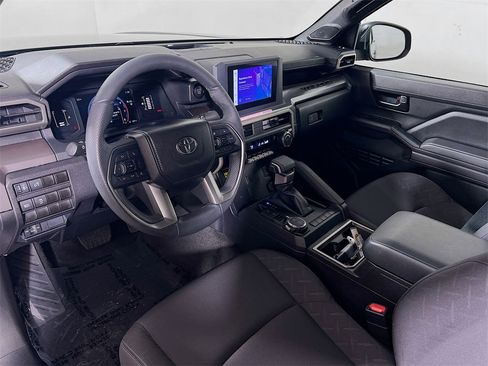 Certified 2024 Toyota Tacoma SR5 image 10