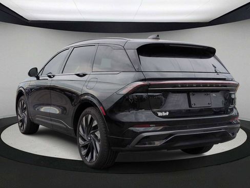 Used 2026 Lincoln Nautilus Reserve w/ Jet Appearance Package AWD/4WD image 6