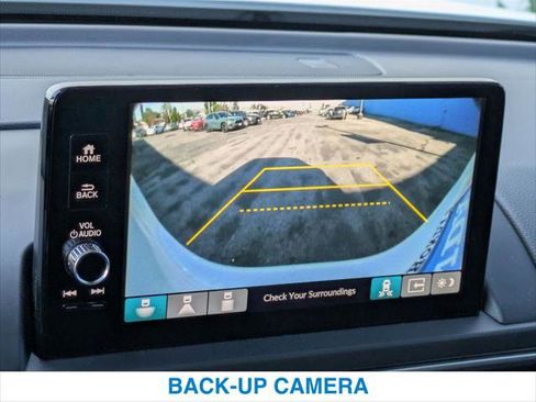 New 2025 Honda Pilot Touring image 18