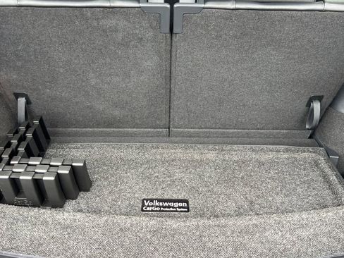 Used 2020 Volkswagen Tiguan SE w/ 3rd Row Seat Package image 13