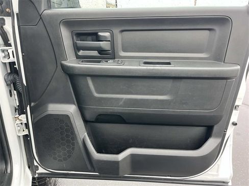 Used 2018 RAM 2500 Tradesman w/ Cold Weather Group image 26