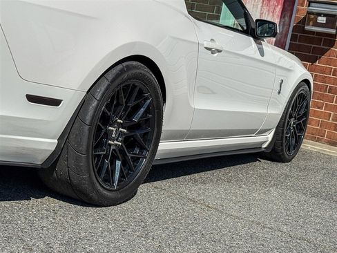 Used 2013 Ford Mustang Shelby GT500 image 34
