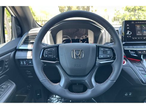 Used 2026 Honda Odyssey Sport-L image 36